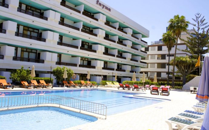 Apartamentos Fayna, Playa del Ingles, Spain - Booking.com