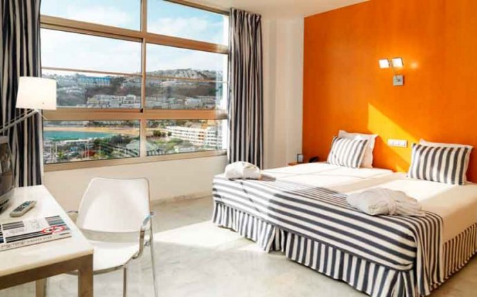 Aparthotel Marina Suites in Puerto Rico on Gran Canaria