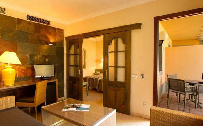 Dunas Suites & Villas Resort (Gran Canaria, Spain) | Expedia