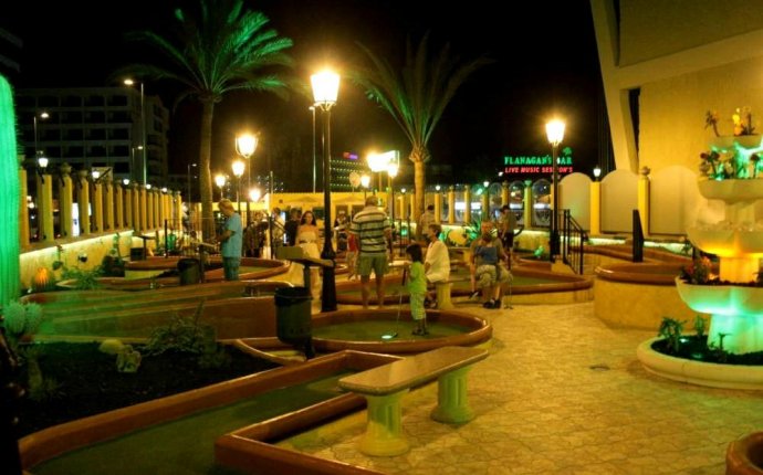 Minigolf Atlantico (Playa del Ingles, Spain): Top Tips Before You