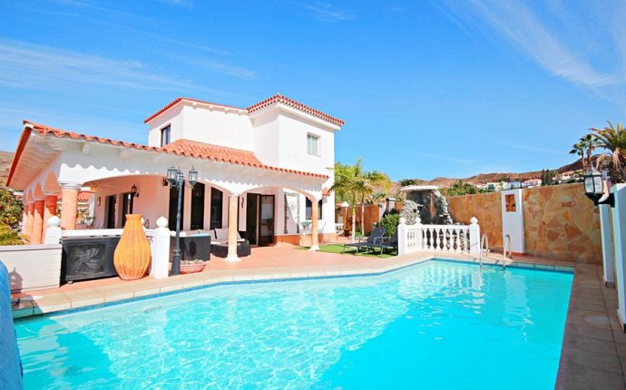 Villas in Gran Canaria and Gran Canaria holiday apartments from